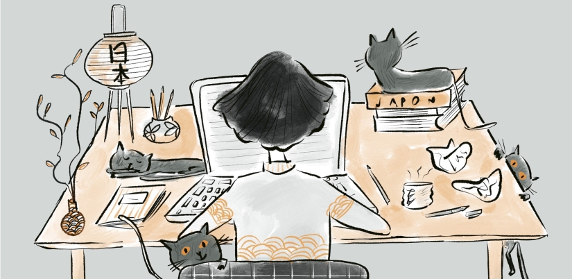 illustrated image of the author Muriel Barbery at her desk. There is a computer in front of her, pencils, paper, two cats on the table, one cat behind her on her chair and one cat peeking over the edge of her desktop. An ikebana vase with flowers and books are on the desk.